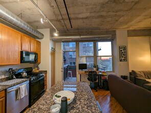 6 S Laflin St, Unit 514 in Chicago, IL - Building Photo - Building Photo
