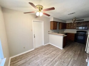 3825 Kimberly Dr in Waco, TX - Building Photo - Building Photo