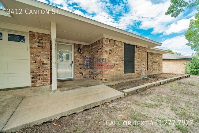 3412 Canton St in Greenville, TX - Building Photo - Building Photo
