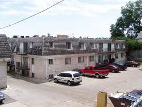 McKenna Apartments in Omaha, NE - Building Photo - Building Photo