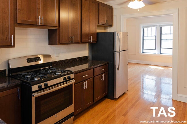 1948 W Wilson Ave, Unit 2