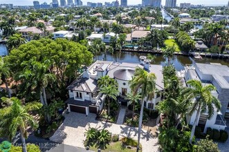 42 Nurmi Dr in Fort Lauderdale, FL - Foto de edificio - Building Photo