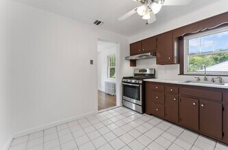 409 Tappan Rd, Unit 2 in Norwood, NJ - Building Photo - Building Photo