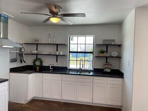 410 Sugar Haven in Kendleton, TX - Building Photo - Building Photo