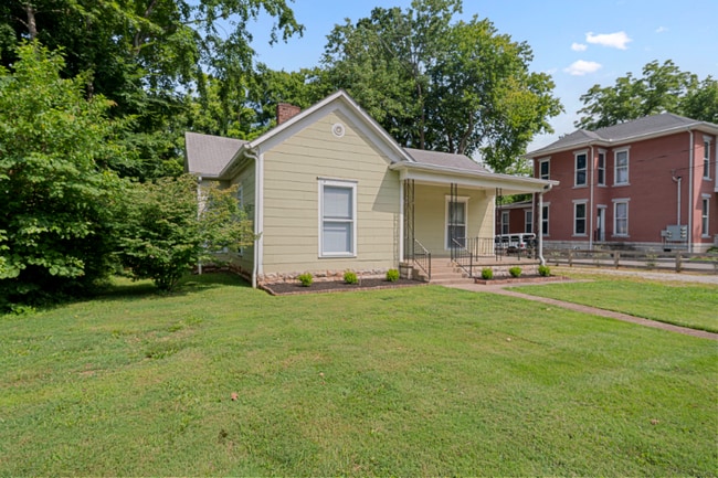 1357 Park St in Bowling Green, KY - Building Photo - Building Photo