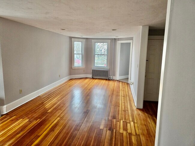 property at 31 Kenberma Rd