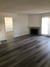11211 Greenlawn Ave, Unit 306 in Los Angeles, CA - Building Photo - Building Photo
