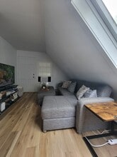 37 Wakefield Ct in New Britain, CT - Building Photo - Building Photo
