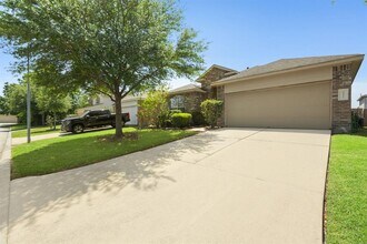 23511 Maple Vista Ln in Spring, TX - Building Photo - Building Photo