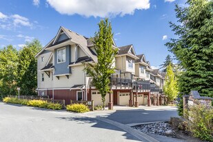 3380 Francis Cres in Coquitlam, BC - Building Photo