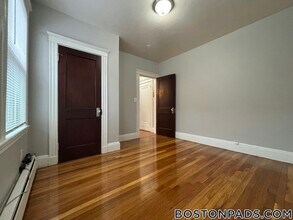 38 Estes St in Lynn, MA - Building Photo - Building Photo