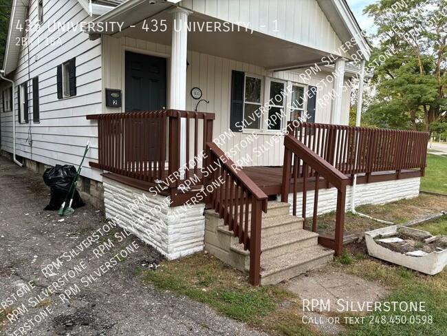 435 University Dr in Pontiac, MI - Building Photo - Building Photo