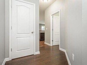 145 Townview Dr in Woodstock, GA - Building Photo - Building Photo