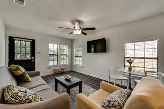 3721 Mt Pleasant St in Dallas, TX - Building Photo - Building Photo