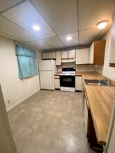 111 W King St-Unit -D in East Berlin, PA - Building Photo - Building Photo