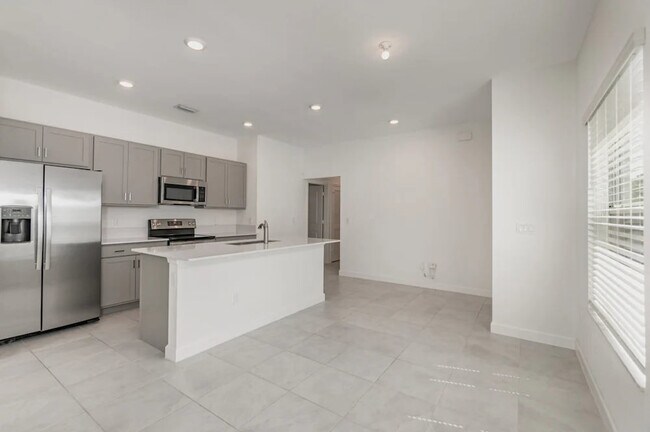 1267 Preston Ests Cir in Vero Beach, FL - Building Photo - Building Photo