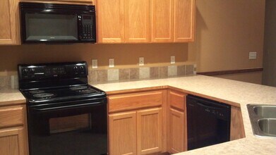 5520 Cleveland Ln in Pasco, WA - Building Photo - Building Photo