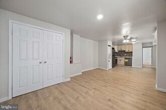 42 S 19th St in Philadelphia, PA - Building Photo - Building Photo