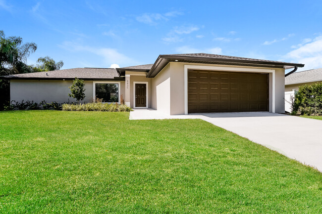 property at 8436 Aloha Rd