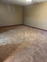 4831 10th Ave in Kearney, NE - Building Photo - Building Photo