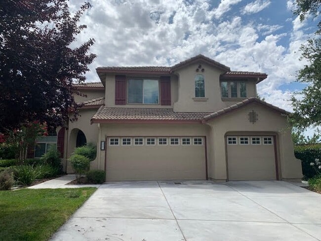 property at 5041 Garlenda Dr