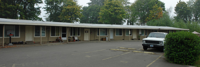 Hyacinth Apartments in Salem, OR - Building Photo - Building Photo