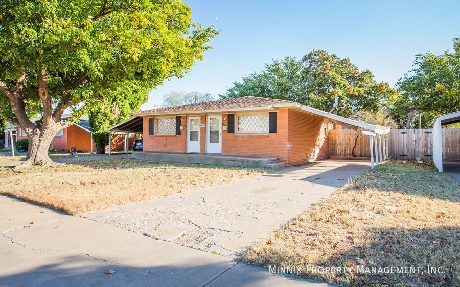 4411 31st St in Lubbock, TX - Building Photo