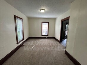 365 Furnace St in Elyria, OH - Building Photo - Building Photo