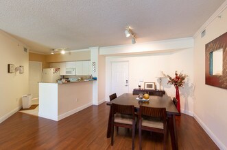 11710 St Andrews Place-Unit -103 in Wellington, FL - Building Photo - Building Photo