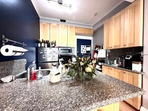 21 Beacon St, Unit 2T in Boston, MA - Foto de edificio - Building Photo