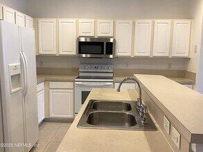 4838 Parkhurst Pl in Jacksonville, FL - Building Photo - Building Photo