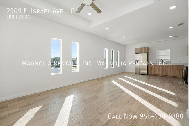 2909 E Israel Ave, Unit C in Alton, TX - Foto de edificio - Building Photo