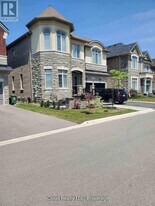 227 Humphrey St in Hamilton, ON - Building Photo