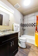 1125 S Jennings Ave in Fort Worth, TX - Building Photo - Building Photo