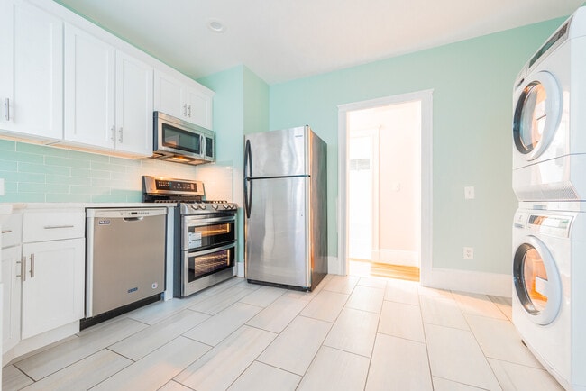11 Atkins St, Unit 1
