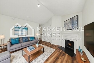 7960 E Field Dr in Douglasville, GA - Building Photo - Building Photo