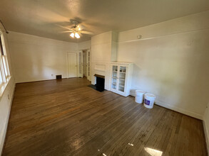 2200 G St, Unit 2200 G St in Sacramento, CA - Building Photo - Building Photo
