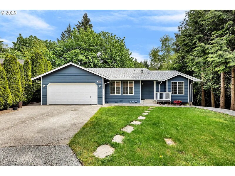 1320 NW Maple Ln in Camas, WA - Building Photo