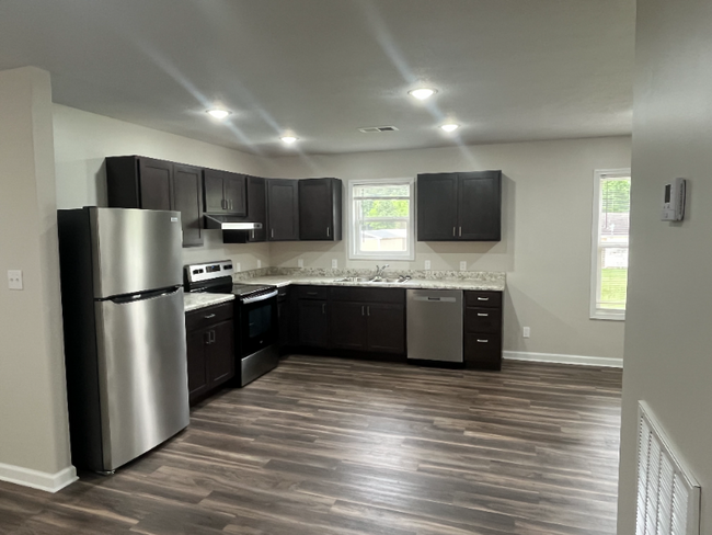 31 Reese St in Alamo, TN - Building Photo - Building Photo