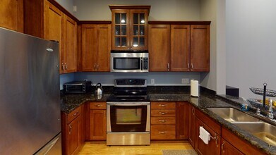 252 Stetson St in Cincinnati, OH - Building Photo - Building Photo