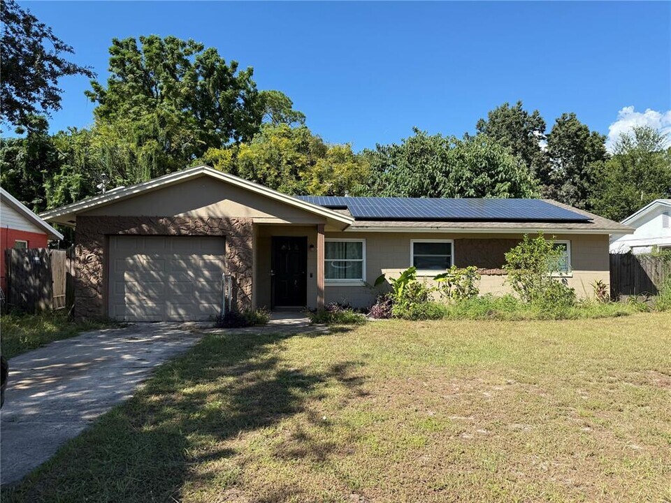 3125 Ruby Dr in Mount Dora, FL - Building Photo