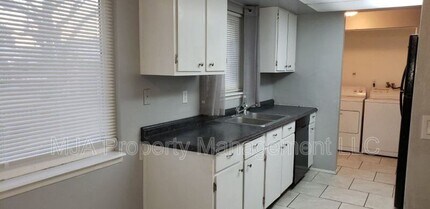4055 Paskay Dr in West Valley City, UT - Building Photo - Building Photo