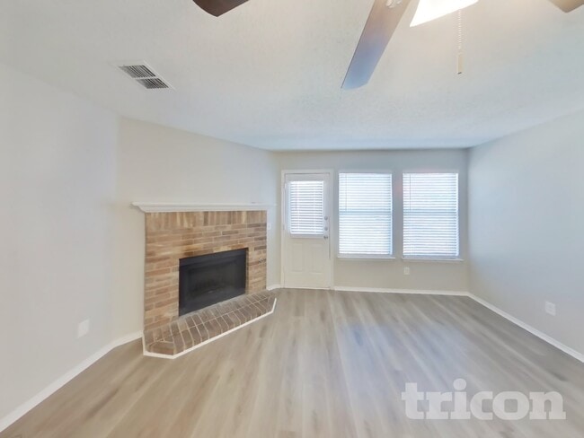 1502 Warrington Way in Forney, TX - Building Photo - Building Photo