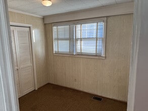 14 Sulphur Springs Rd in Greenville, SC - Building Photo - Building Photo