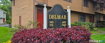 365 Glendale Ave in Bridgeport, CT - Building Photo - Building Photo