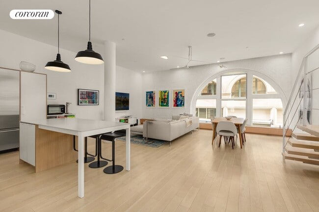 property at 21 Astor Pl