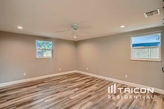 5285 86th Ave in Pinellas Park, FL - Building Photo - Building Photo