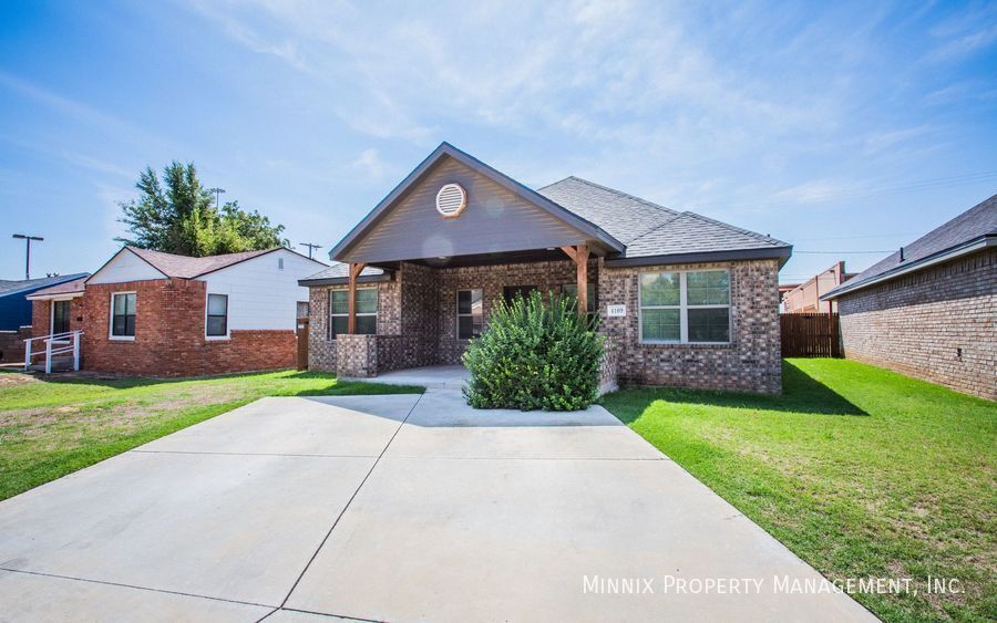 4115 18th St in Lubbock, TX - Foto de edificio
