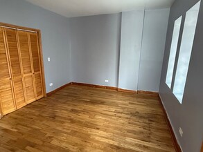 1142 S Francisco Ave, Unit 1142 in Chicago, IL - Building Photo - Building Photo