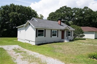 205 Mara St in Carrollton, GA - Building Photo - Building Photo